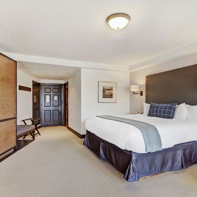 Deluxe King Room The Pines Lodge, a RockResort Promo Code