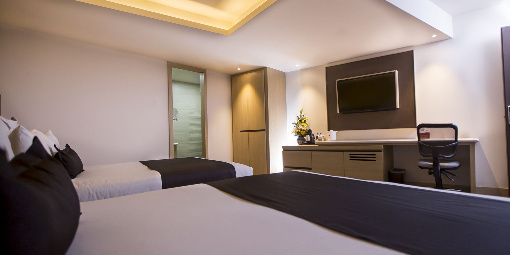 行政双人房， 2 张大床