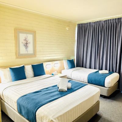 Double Or Twin Room, Multiple Beds, Poolside Junee Motor Inn Promo Code