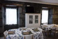 Sara Village Hotels in Pico