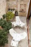 L'Host Boutique Rooms