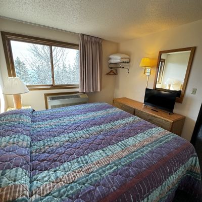 Family Room, Multiple Beds Aspen Lodge Promo Code
