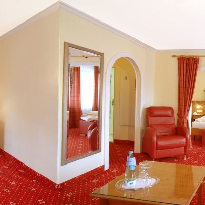 Junior Suite With Balcony Alpenhotel Kronprinz Promo Code