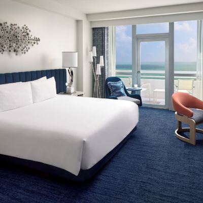 King Room with Balcony-Oceanfront Fontainebleau Miami Beach Promo Code