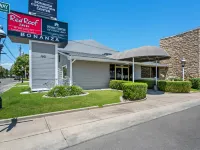 HomeTowne Studios Yuba City Bonanza - Marysville サッターのホテル