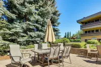 Mtn-View Balcony! Walkable Ketchum Condo