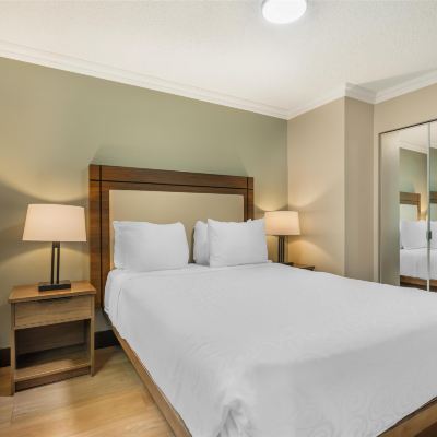 Queen Room with Sofabed Best Western Plus Burnaby Hotel Promo Code