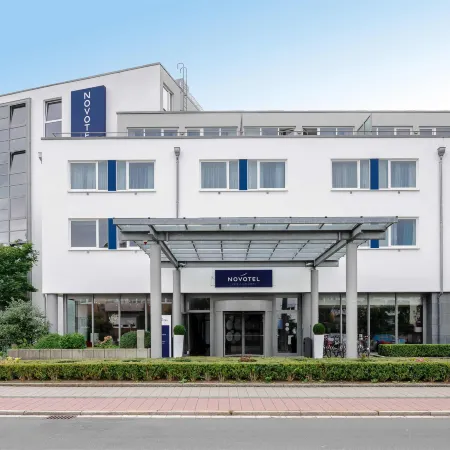 Novotel Erlangen Отели в г. Эрланген