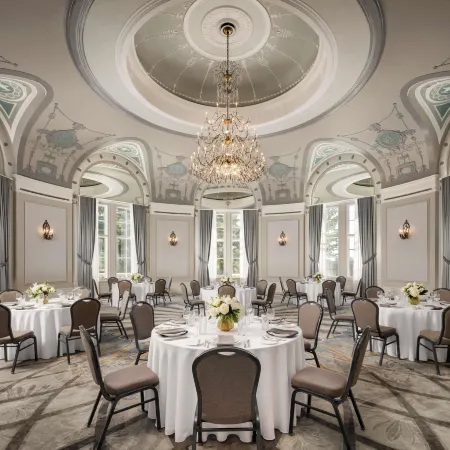 Fairmont Hotel Macdonald