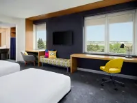 Aloft Montreal Airport Hotels in Dorval