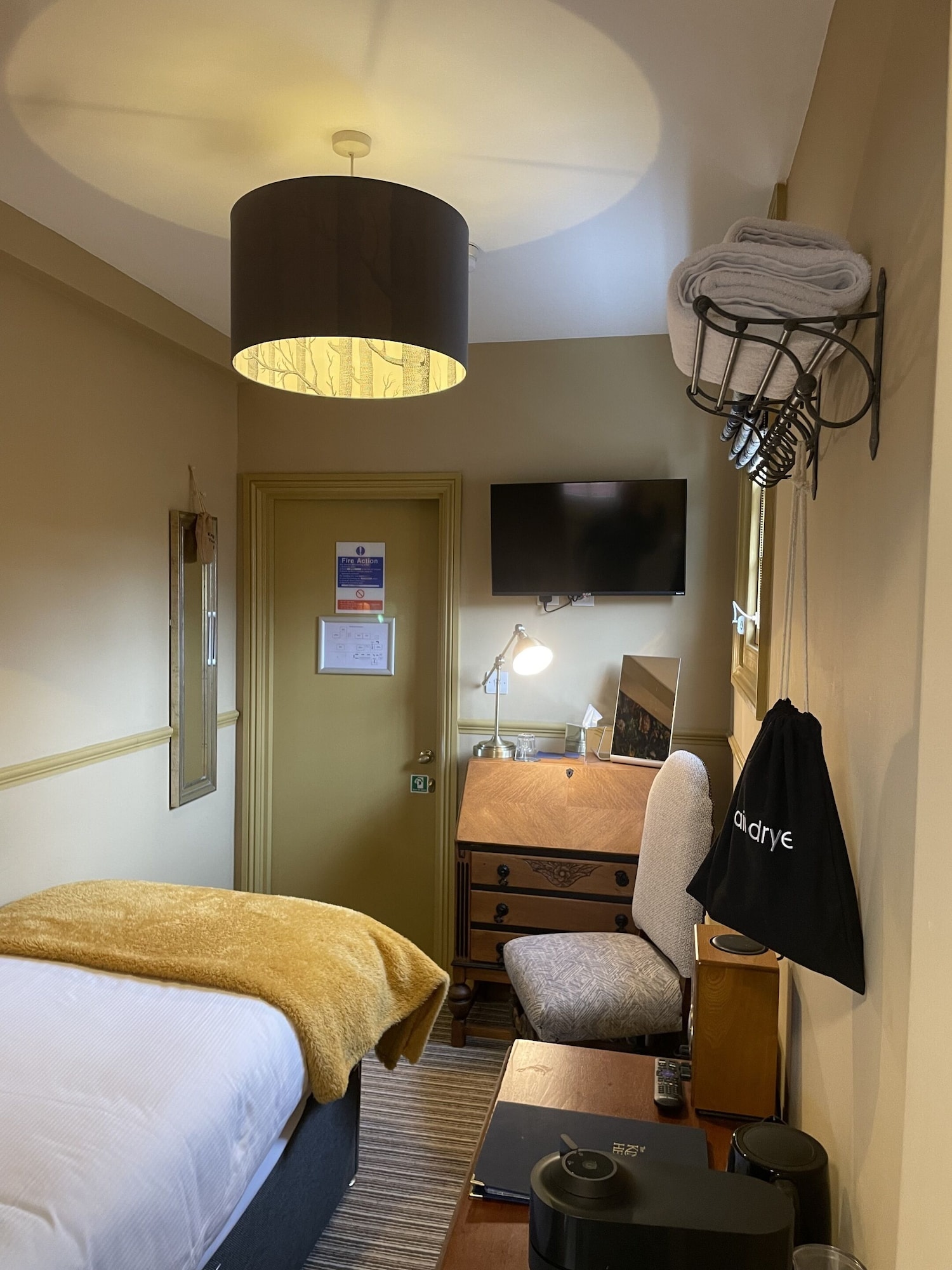 标准单人房， 独立浴室