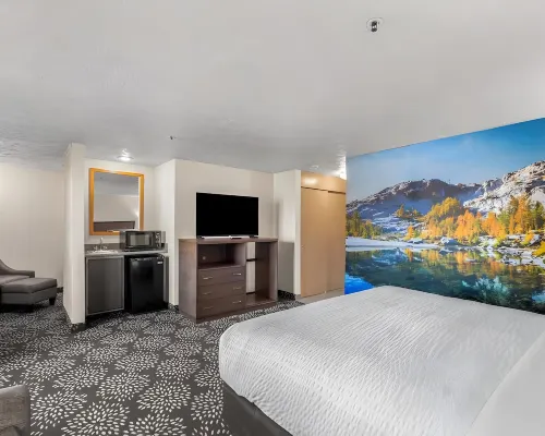 Clarion Pointe Wenatchee Hotels in Wenatchee