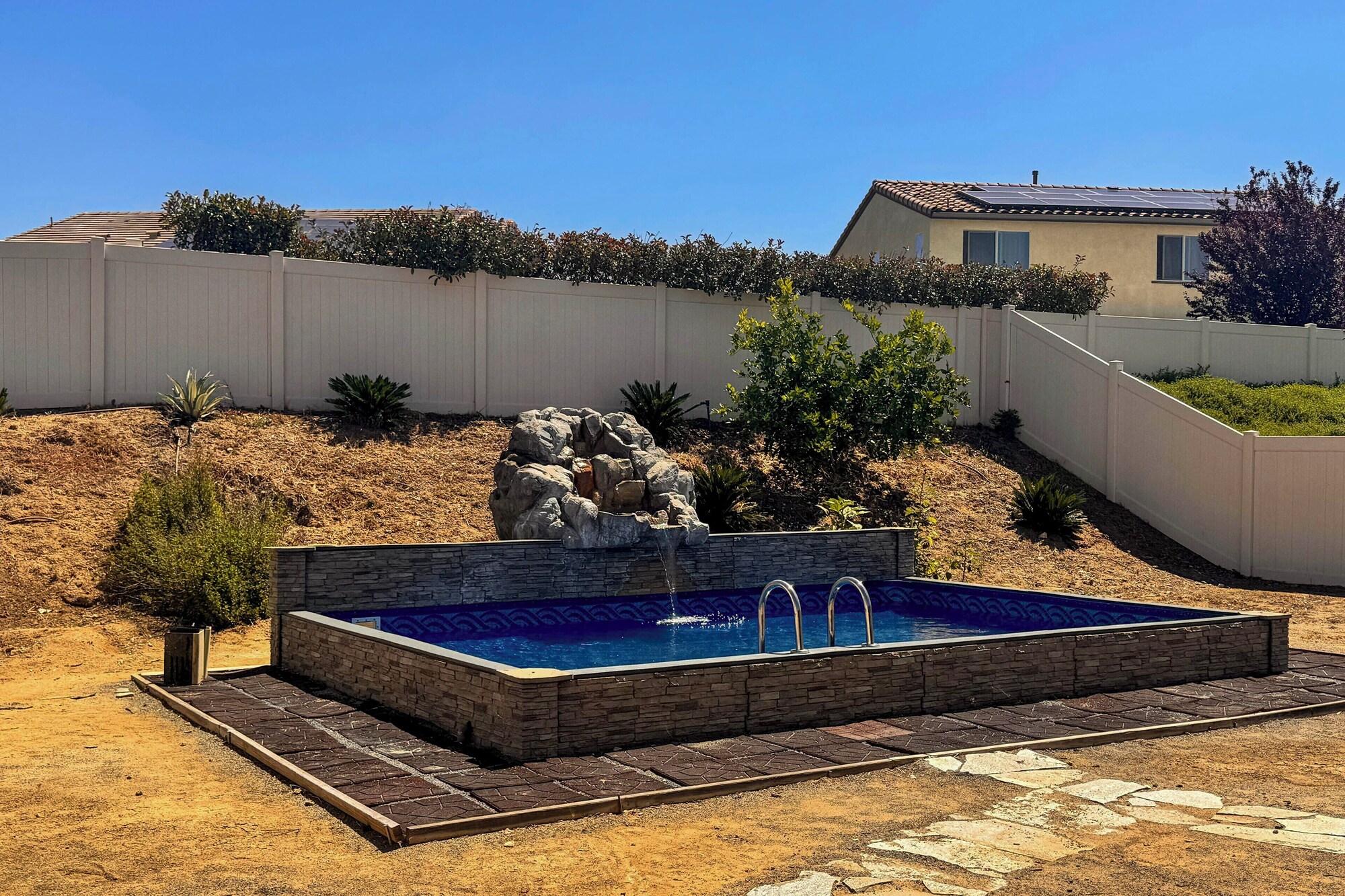 Pool & Yard: Luxe Beaumont Getaway! (Beaumont) - 2026 Prices