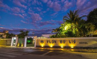 Hotel Flor de LIS - Housity