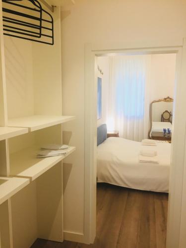 三人房（带独立浴室）