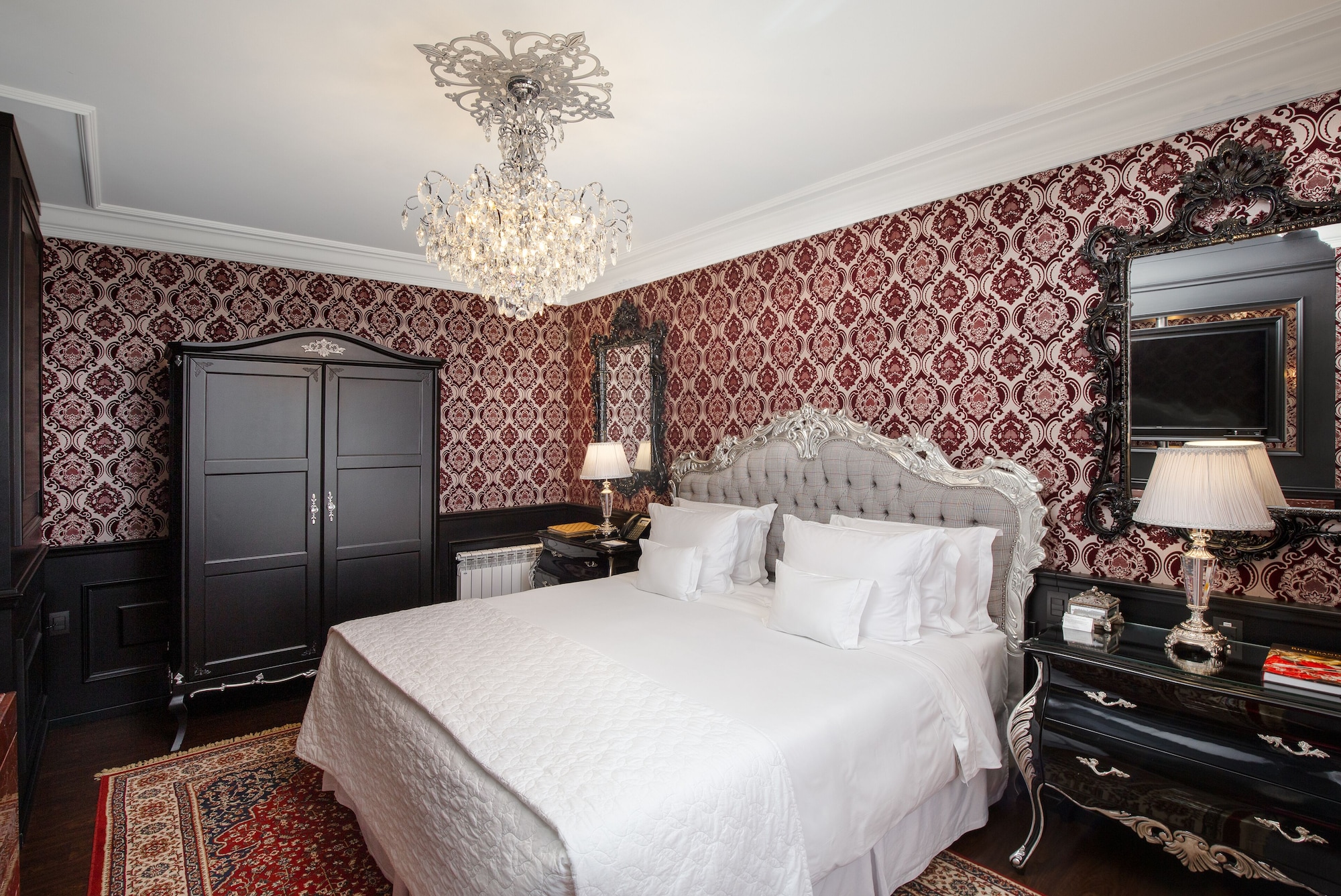 帝国大师套房，带按摩浴缸（套房）