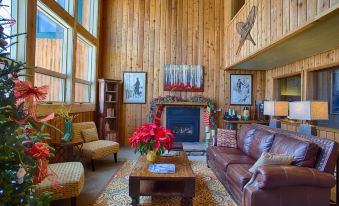 Teewinot Lodge by Grand Targhee Resort