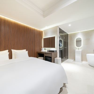 2Pc 룸 (에이스 베드) (욕조) Chang-dong Versailles 쿠폰