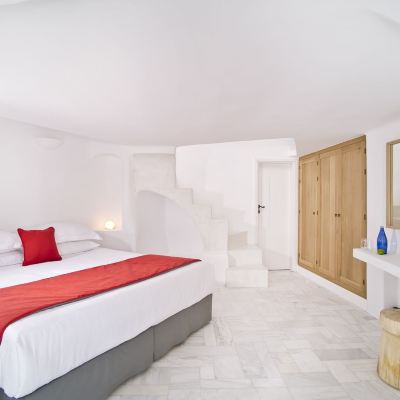 Superior Suite, Hot Tub, Sea View (Outdoor) Avista Suites Promo Code
