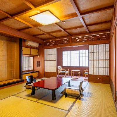 10Tatami Japanese Room(Non Full-Ocean View)2-4 Ppl 片瀬館ひいな クーポン
