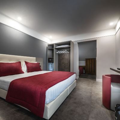 Junior Triple Room Hotel Varese Roma Promo Code