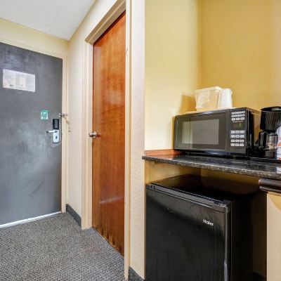 Studio Suite, Multiple Beds, Pool View Mi Casa Hotel Promo Code