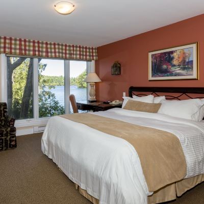 Luxury Room Sherwood Inn Promo Code