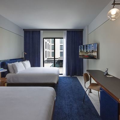 Courtyard Two Queens ADA Hotel Haya Promo Code