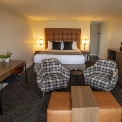 Standard King Room with Partial Ocean View Shearwater Inn Promo Code