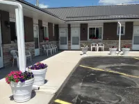 Tay Inn Hotels in Lanark County