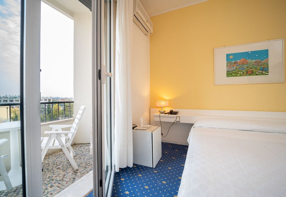 经济单人间 - 带阳台