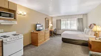 Clarion Hotel & Suites Fairbanks Near Ft Wainwright Hotels in 