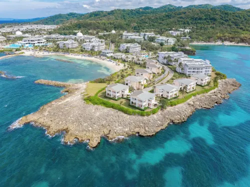 Grand Palladium Lady Hamilton Resort & Spa - All Inclusive