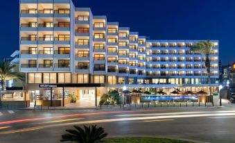 Blue Sky City Beach Hotel - Housity