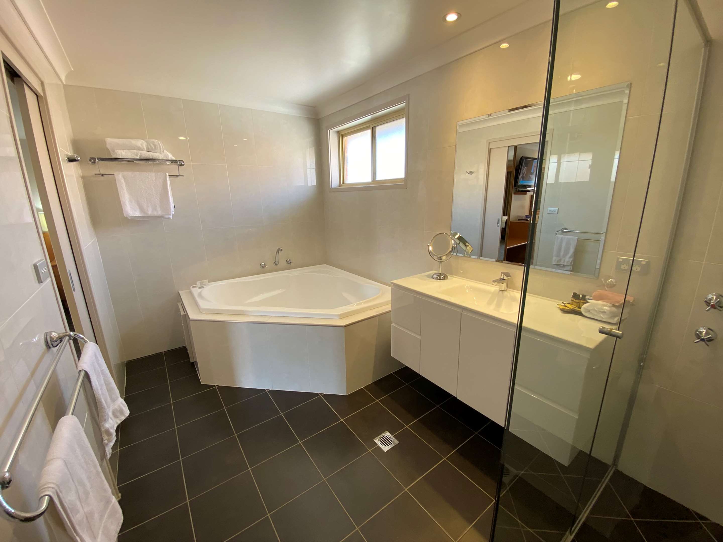 高级双床间 - 带Spa浴缸