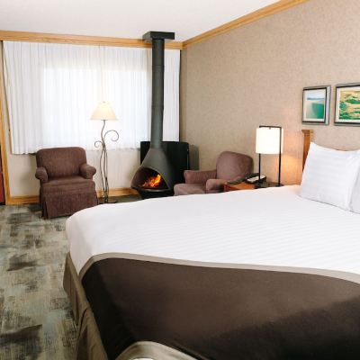 Deluxe King Room With Fireplace Cavalier Oceanfront Resort Promo Code