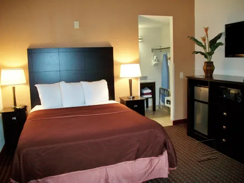 Americas Best Value Inn Romulus Detroit Airport