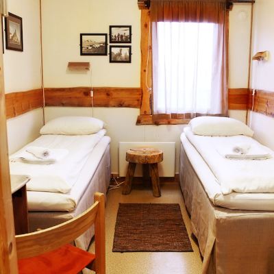 Double or Twin Room with Shared Bathroom 2 Single bed