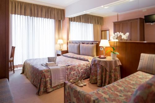 Hotel AstroFamily Room