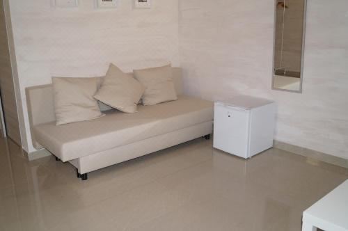 Briscola Home Family Room with Bathroom