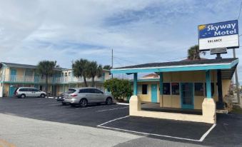 Skyway Motel