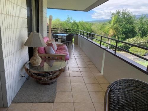 White Sands Beach Condo #324. Big Patio!! Ocean and Mountains Across from Beach! Two-Bedroom Townhouse