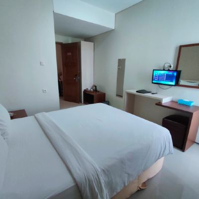 Standard Room With Double Bed Regina Hotel Pemalang Promo Code