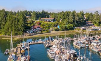 Tofino Motel Harborview