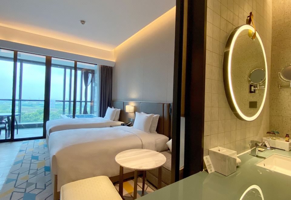 温泉高级街景双床房