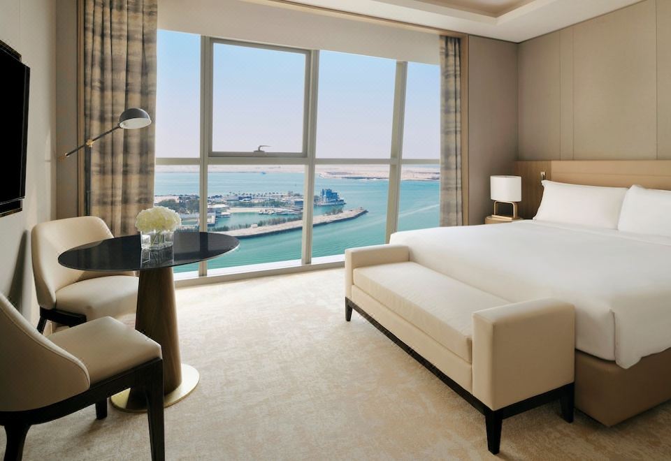 套房（1 King Studio Suite Seaview Kitchenette）