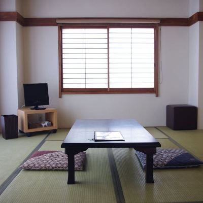 Japanese Traditional Room with Bathroom (Adult 2-3)