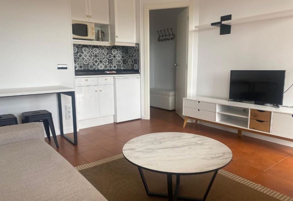 Aparthotel Cabicastro Tres Estrellas SuperiorStandard One-Bedroom Apartment With Terrace