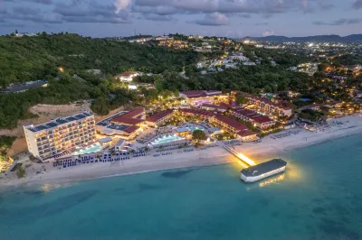 Royalton CHIC Antigua, An Autograph Collection All-Inclusive Resort - Adults Only Hotel di 