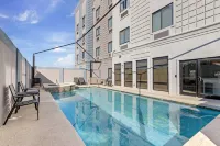 Comfort Suites
